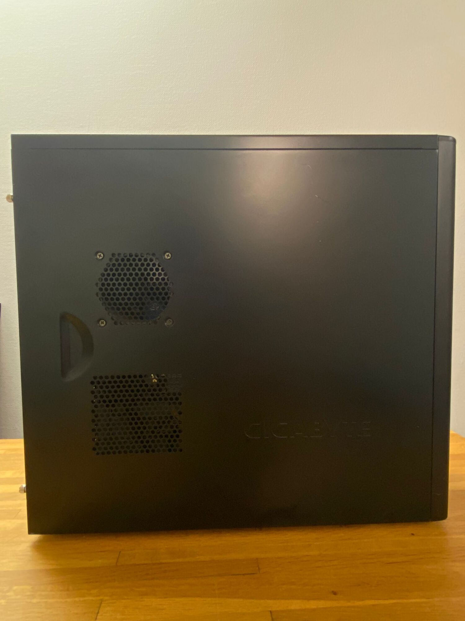 Systeemkast Gigabyte - Afbeelding 2